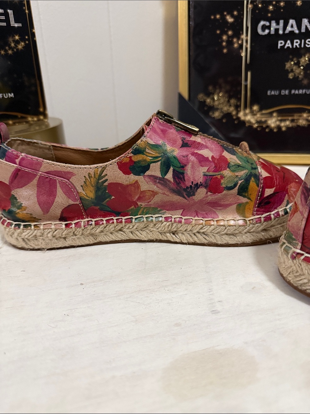 Patricia Nash Floral Zip Leather Espadrilles in Red and Green - Picture 6 of 9